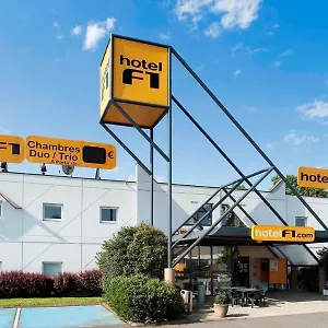 F1 Rennes Ouest Hotel